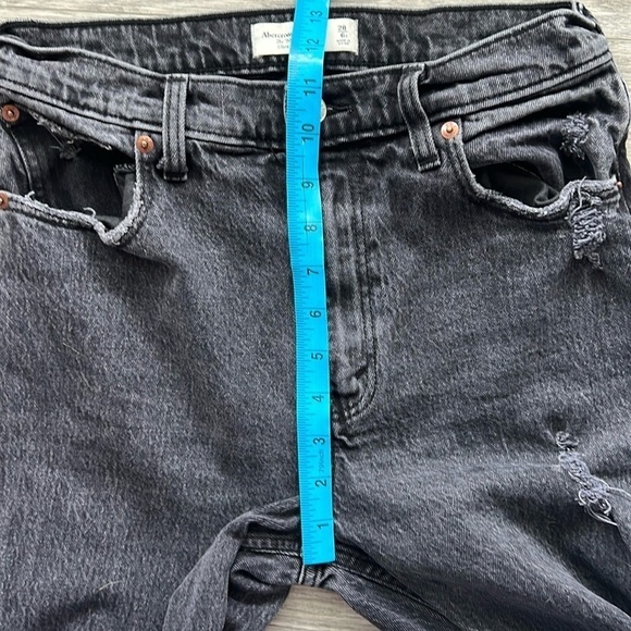 Abercrombie & Fitch - 90's Straight Ultra High Rise Size 28/6R Black Denim - Picture 4 of 7